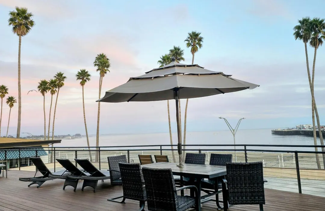 Casablanca Inn On The Beach-1